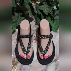 Skechers shoes for women size 7 good condition - black